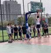 爱游戏中国-河北男篮取得宝贵胜利，终结长达五连败(四川女篮对河北女篮回放)  第2张
